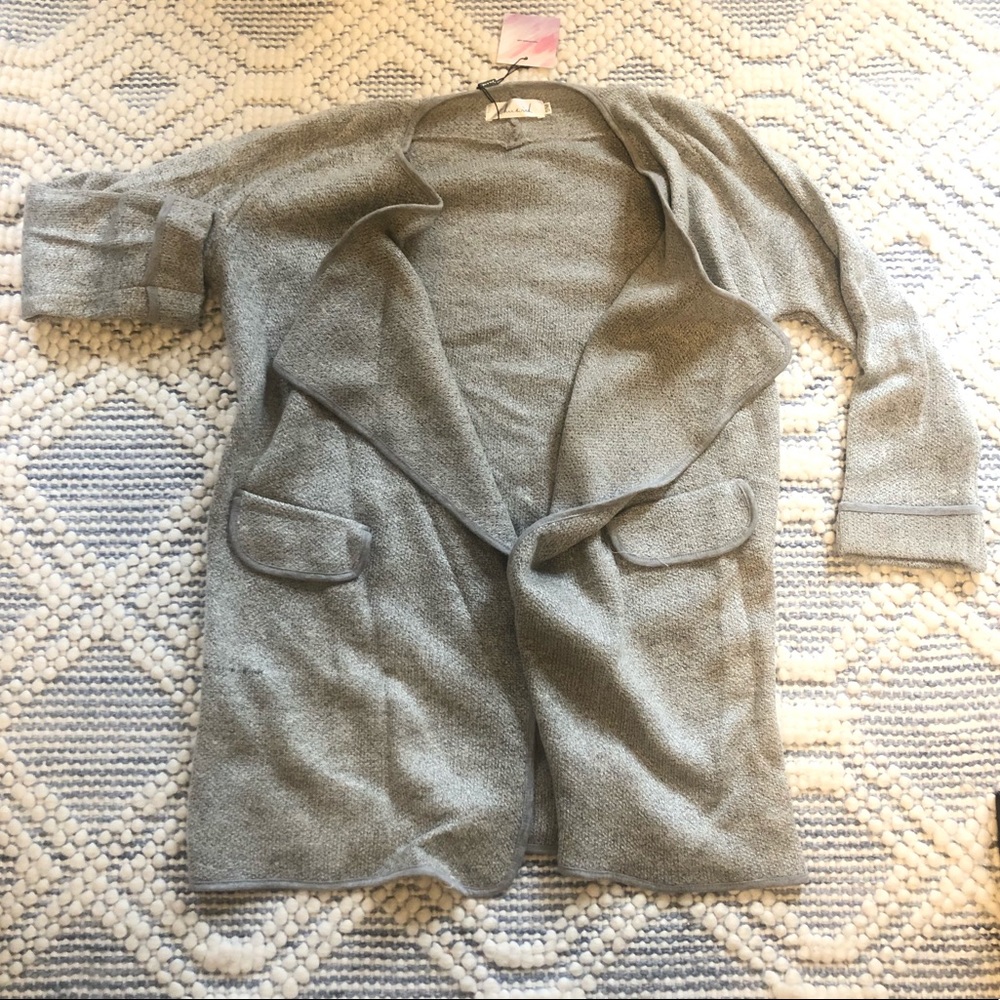 Chicwish S/M NWT lightweight Sweater Coat